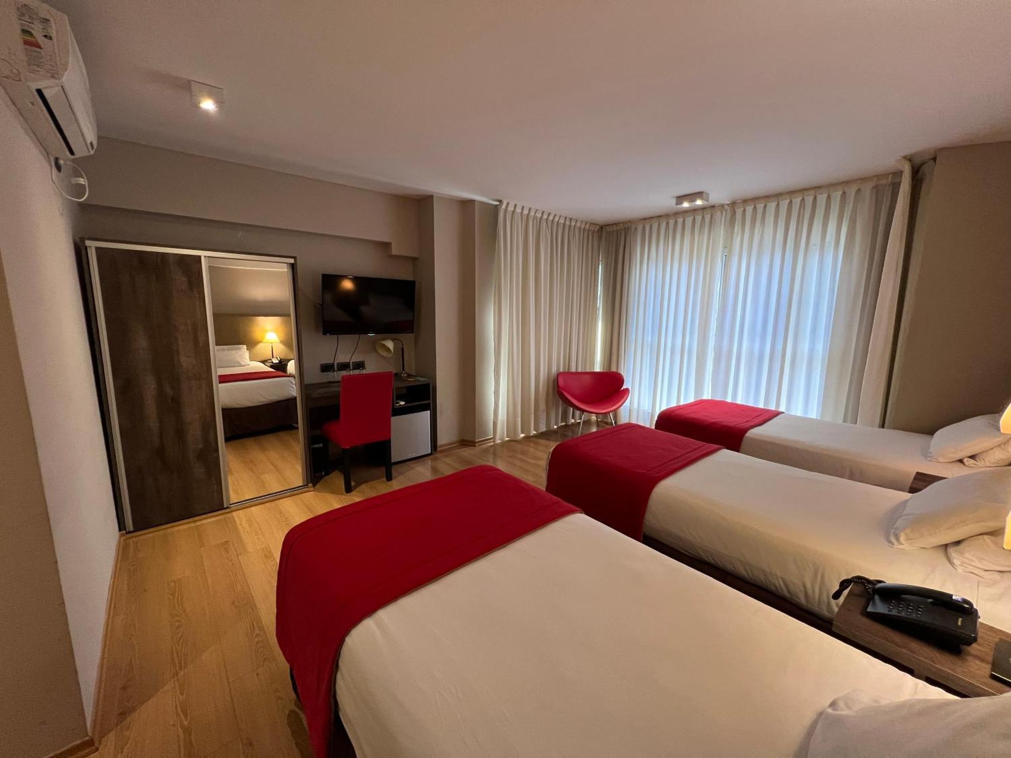 Bue Hotel Buenos Aires Bagian luar foto