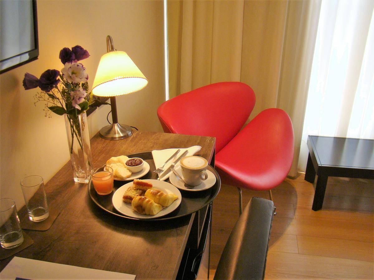 Bue Hotel Buenos Aires Bagian luar foto